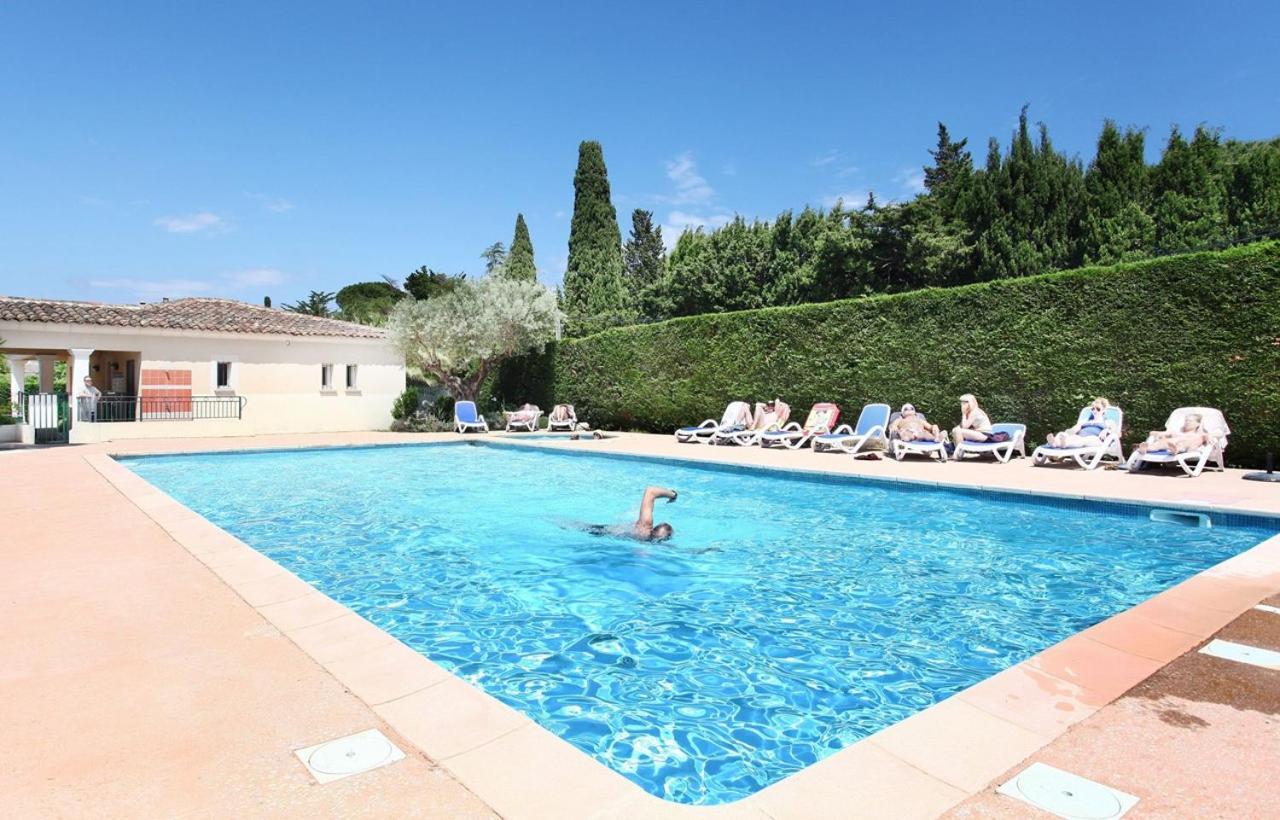 Saint-Tropez En Residence Avec Piscine ภายนอก รูปภาพ