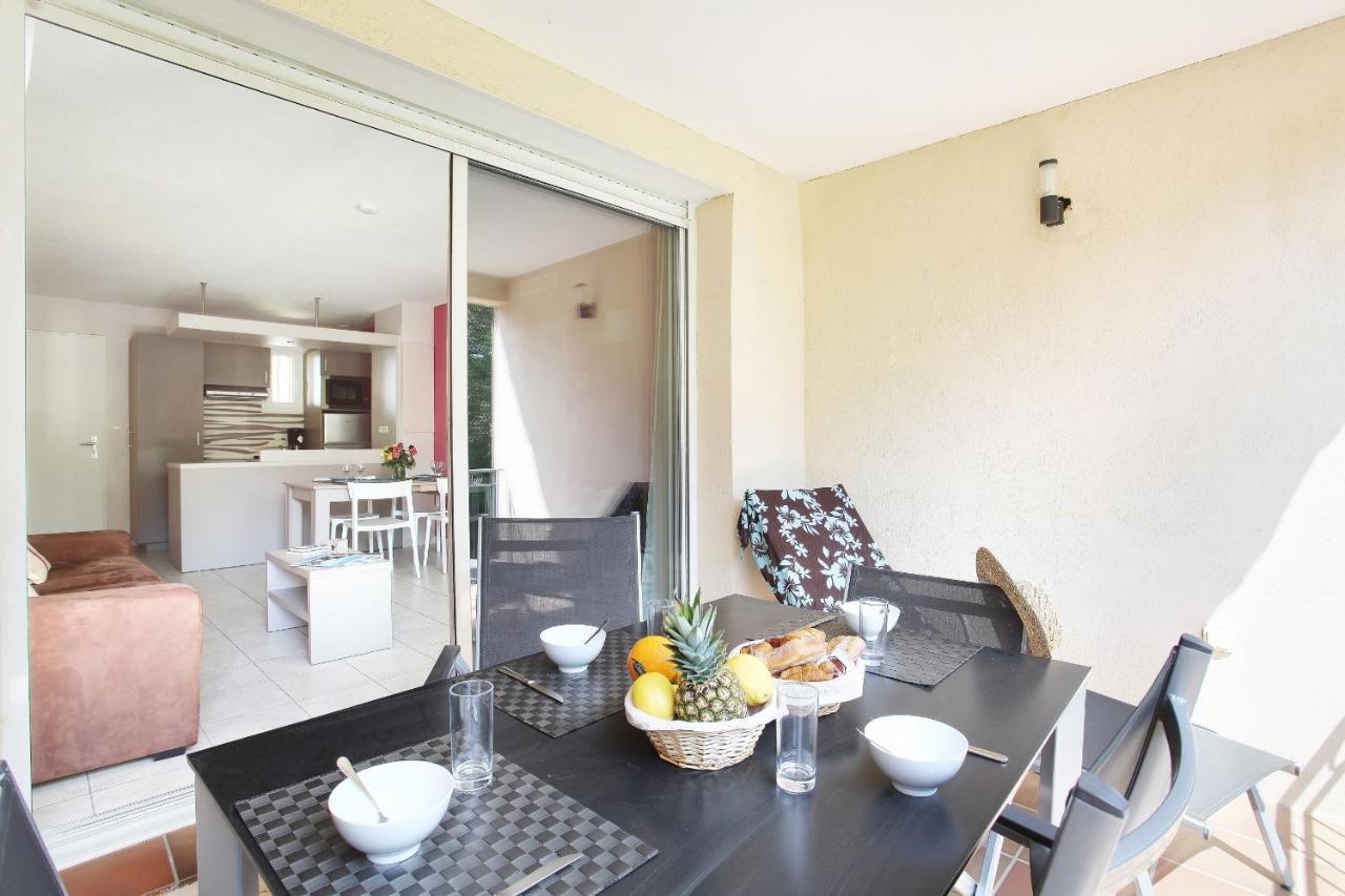 Saint-Tropez En Residence Avec Piscine ภายนอก รูปภาพ