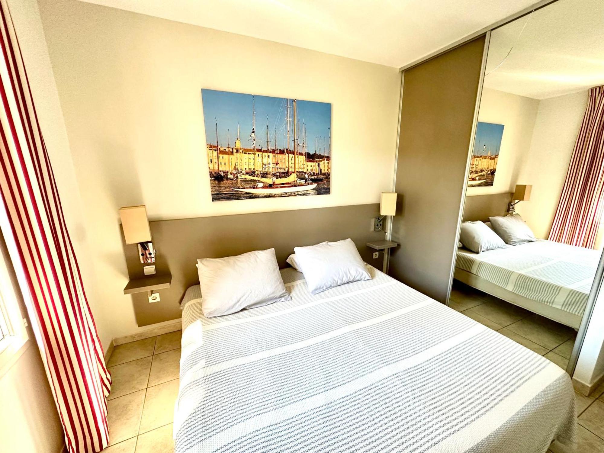 Saint-Tropez En Residence Avec Piscine ภายนอก รูปภาพ