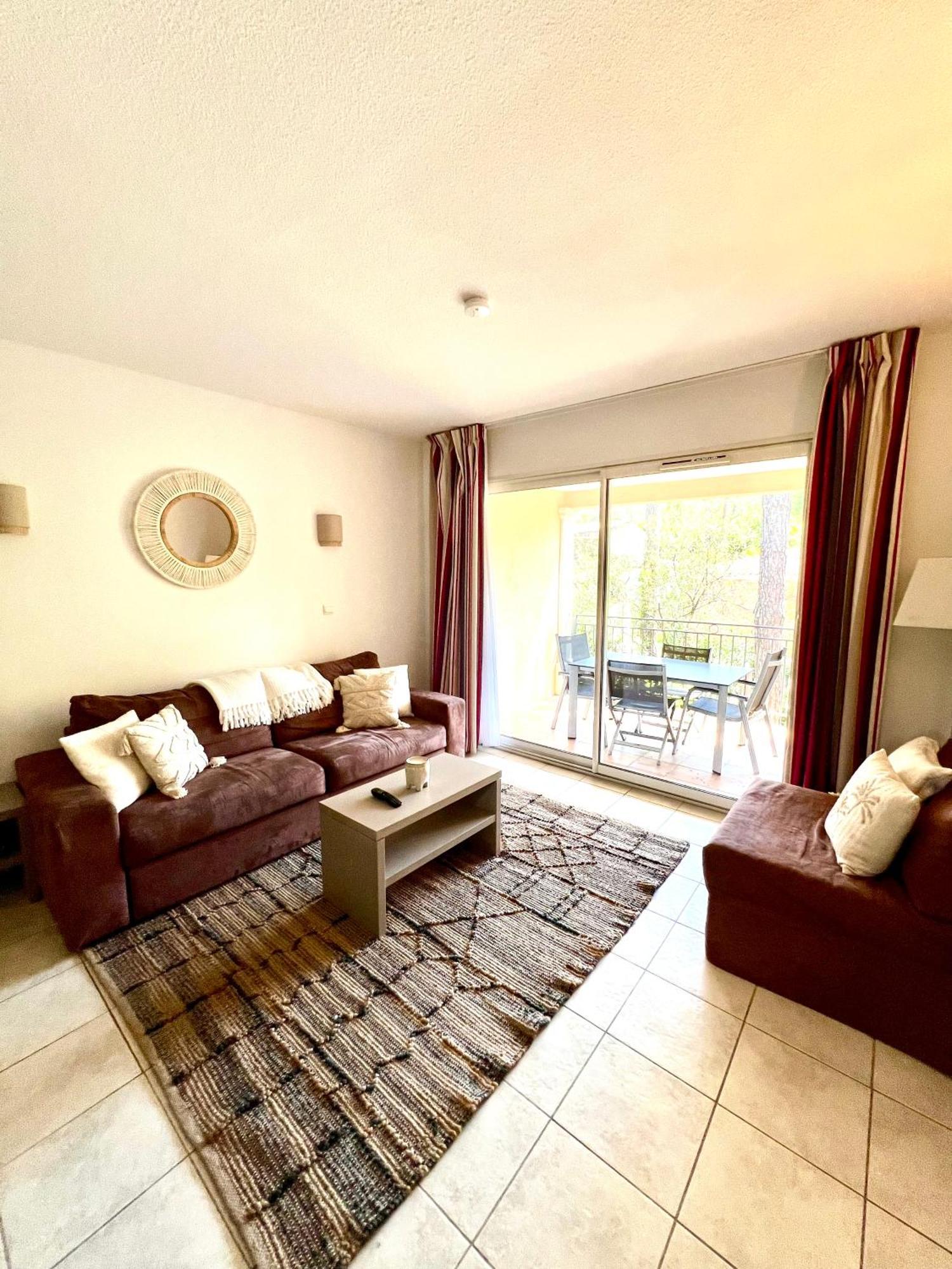Saint-Tropez En Residence Avec Piscine ภายนอก รูปภาพ